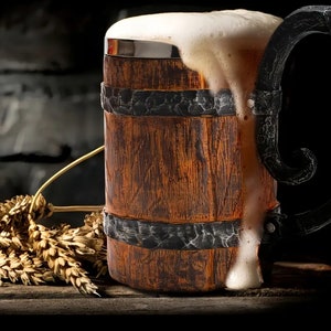 Handmade Viking beer mug in a set of 2 600ml The perfect gift for men to toast with friends on a birthday or Father's Day image 5