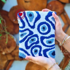 Evil eye Kindle cover - Embroidered paperwhite case - Handmade kindle book cover - Personalized kindle sleeve - gifts readers - Oasis cases