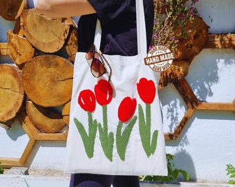 Flowers tote bag - embroidered tulip flower - mothers day gift - handmade cotton bag - fabric tote bag - summer tote bag - Tulip art