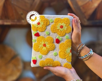 Kindle cover, Yellow kindle case, kindle paperwhite 11th sleeve, Fabric book cover, kindle accessories gift, E reader cases, Kobo Libra case