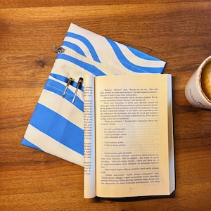 Blue Book Sleeve, Padded Book Cover, Book Purse, Book Pouch, Book Accessories, Book Lover Gift, Book Protector, Book Bag, New Year&#39;s gift
