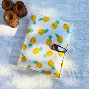 Organiseur de livre ananas avec papier d'emballage, sac pour journal, sac à main pour livre fait main, pochette pour livre rembourrée, accessoires de lecture, cadeau livresque, sac pour livre