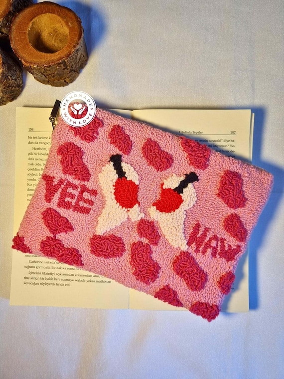 Kindle cover, Cowboy pink kindle case, Embroidered book sleeve, E reader cover, kindle oasis case, book lover gift, wild west art - bookworm