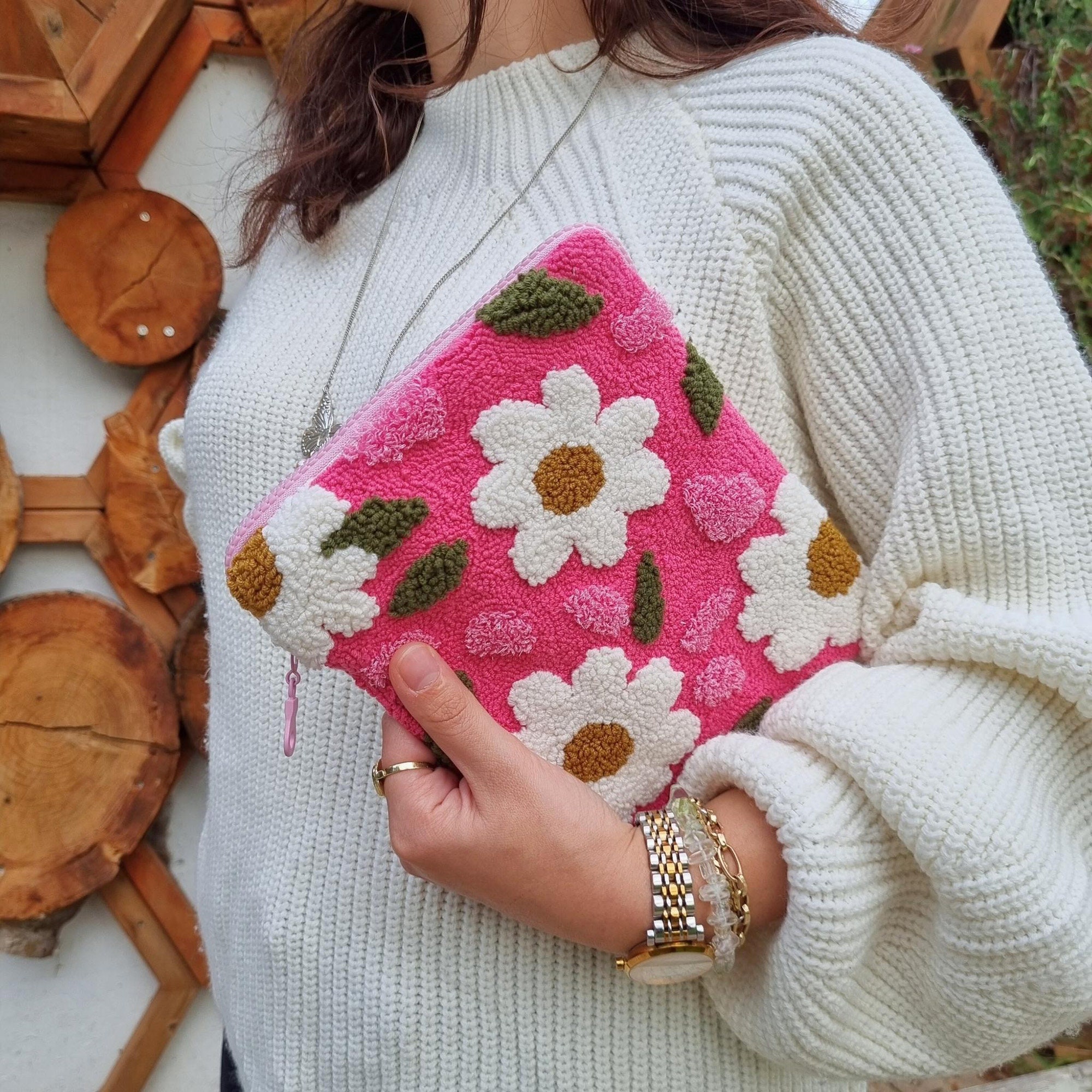 Daisies Kindle cover - kindle paperwhite case - Fabric book cover - Personalized kindle sleeve - Oasis case - kindle accessories gift