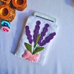 Kindle Cover - Floral Kindle E reader case - Embroidered book sleeve - Kindle Oasis cover - Handmade Fabric Book Cover - Kindle gift