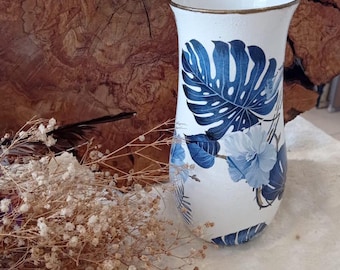 Glass Vase, Spring Decor, Seasonal Decor, Home Decor Items, Housewarming Gifts, Unique, Modern, Garden Decor, Unique Mothers Day Gifts