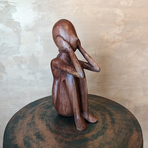 Figure made of Suar wood sitting / handmade / 40 cm