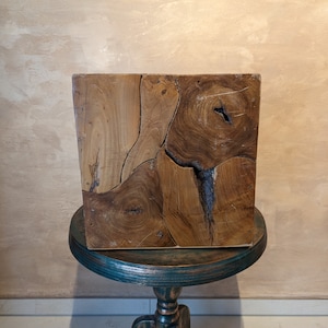 Cube teak stool / Handmade in Indonesia / 12 kg, 38 cm