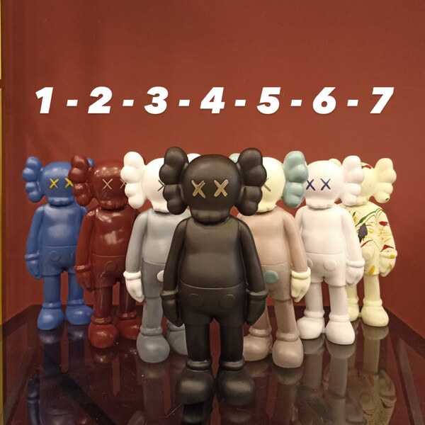 Figurine KAWS de 13 pouces, grande statue de clown, objet d'art moderne, décoration de maison de clown, art KAWS, décoration de bande dessinée, pour chambre d'enfant, pour salon