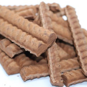 The Original Chelsea Whopper - 85g Traditional Scottish Handmade Retro Sweets Party Bag Candy Tablet Toffee Wedding Favour