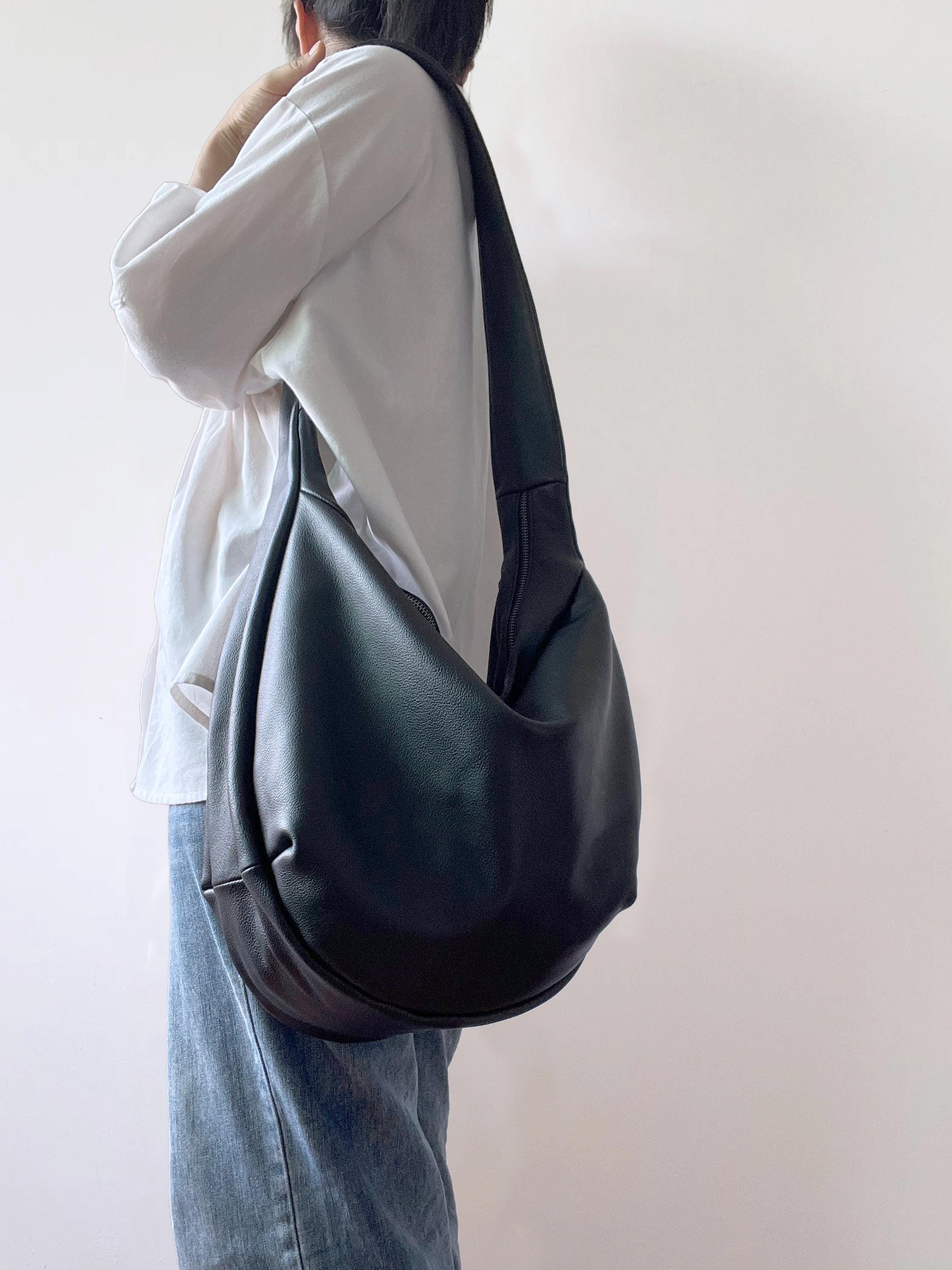 Oversized Leather Crossbody Bag: Large Capacity Sling Tote 