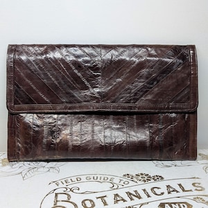 Vintage jaren 80 EEL Skin-koppeling, zacht authentiek gemaakt in Korea bordeauxrode EEL leren tas