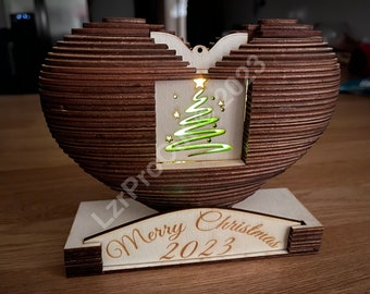 Personalisierbare beleuchtete Herzskulptur aus Holz - Geschenk zur Hochzeit & zum Jahrestag