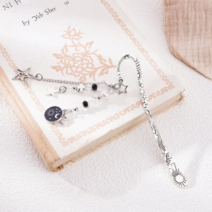 Star Moon Bow Charm Bookmark Gothic Bookmarks Adult Birthday Gifts for Book Lover Reader Bookworms Fantasy Black Dark Book Mark Accessories