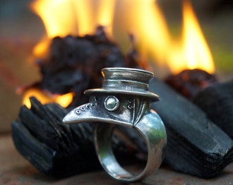 Plague doctor mask. great silver ring. different sizes.