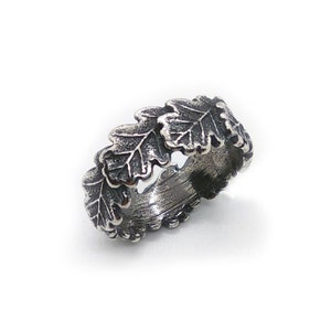 Oak leaves. silver ring. image 8