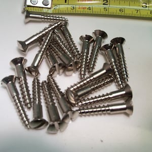 Nickel Plated Brass Slotted Oval Head Wood Screw #9 x 1”. NEW. VINTAGE 1950&#39;s. Made in the USA. Quantity of 20 screws