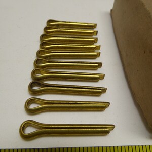 3/16&quot; x 1-1/4&quot; Brass Cotter Pin. light color. NEW. VINTAGE 1950&#39;s. Made in the USA. Quantity of 10