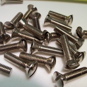 Nickel Plated Brass Slotted Oval Machine Screw #10-32 x 3/4”. NEW. VINTAGE 1950&#39;s. Made in the USA. Quantity of 20 screws