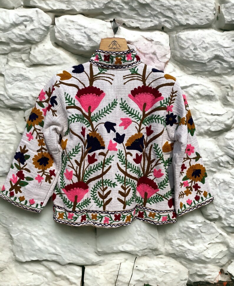 Handmade Suzani Tnt Jacket, Winter Coat For Womens, Cotton Short Kimono, Embroidered Jacket, Floral Jacket, Robe, Gift For Her zdjęcie 7