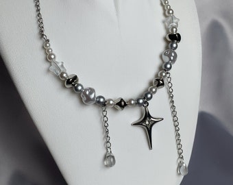 Moonlit - Collana di perline fatta a mano / fatta a mano, semplice, stargirl, idea regalo, nucleo stellare, estetica, y2k, non corrispondenti