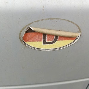 Set van 2 stuks. Ferrari hars koepelvormige stickers emblemen logo afbeelding 2