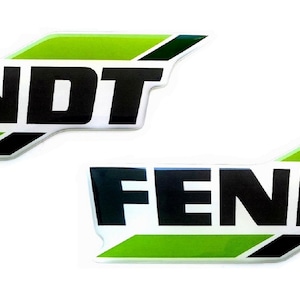 Set van 2 stuks. Fendt-logo stickers met koepelvormige kunsthars groen
