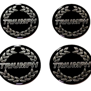 Set di 4 pezzi. Coprimozzo centrale Triumph logo adesivi in resina a cupola decalcomanie alloro 20-80 mm