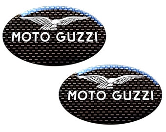 Set da 2 pz. Decalcomanie adesivi bombati in resina logo Moto Guzzi carbonlook