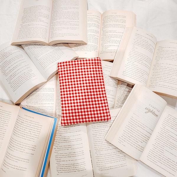 Kindle Paperwhite Sleeve-Red Plaid Padded Kindle Sleeve- Bookish Gift-