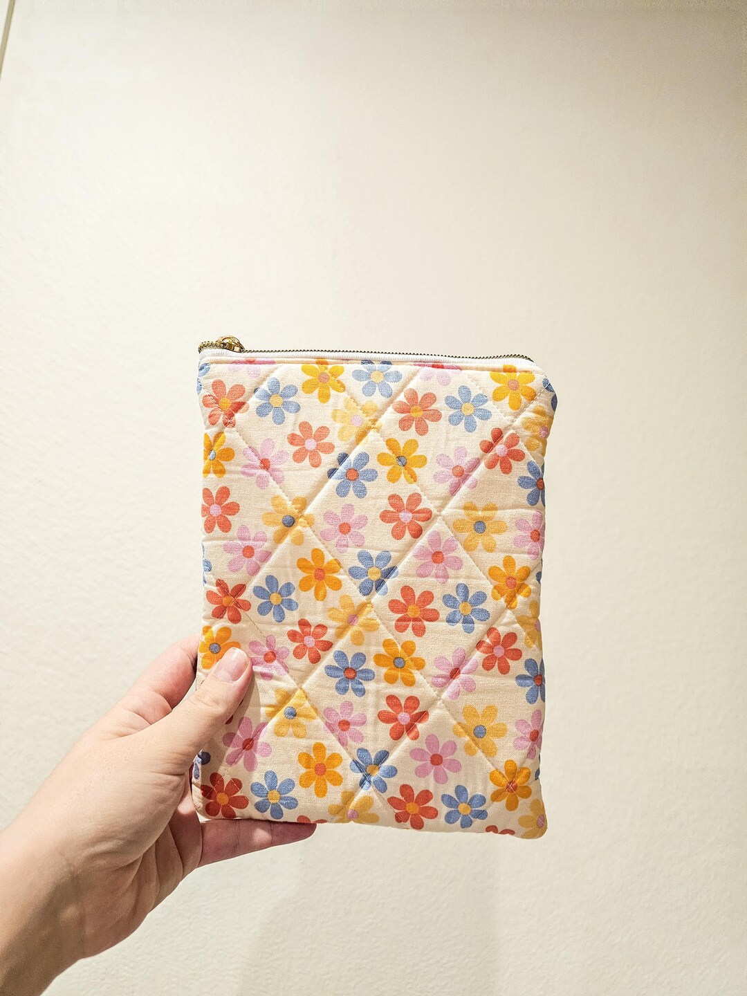 Quilted Colorful Daisies Padded Kindle Sleeve| Kindle Paperwhite Sleeve ...