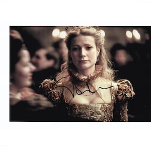 Gwyneth Paltrow Shakespeare In Love Hand Signed Autograph Photo 18x12 COA