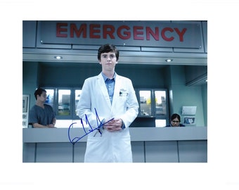 Freddie Highmore The Good Doctor Hand Signed Autograph Photo 10x8 COA