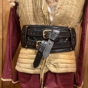 Eidgebundener Kriegsgürtel - Leder-Kampfgürtel des Highland Sigil - Schwarz