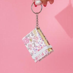 Handmade Keychain Notebook, Mini Notebook, Teacher Keychain, Sticky Notes, Gift for Her, Cute Accessories, Notes, Backpack Charm, Charm!