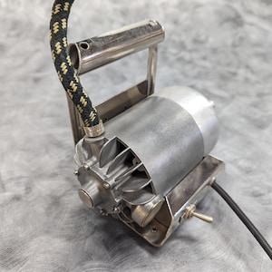Vintage Tiny Vacuum/Compressor