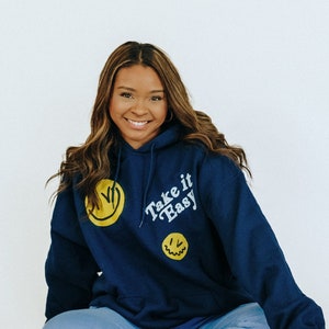 Smiley Gesicht Hoodie Positive Zitate Hoodie Oversized Hoodie Trendy Hoodie Motivierender Spruch Ästhetischer Hoodie Geschenk für Tochter