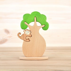 Tree with a monkey/wooden puzzle