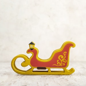 Handcrafted Wooden Sleigh Toy - Vibrant Festive Colors, Ideal Match for Santa, Unique Christmas Decor & Children&#39;s Toy