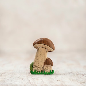 Handmade Wooden Birch Mushroom Toy - Montessori-Inspired, Eco-Friendly, Sensory Learning, Ideal for Nature-Based Playtime for Kids