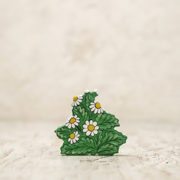 Charming Wooden Mayweed Toy - Hand-Painted Chamomile Decor - Eco-Friendly Spring Flower Decor for Easter