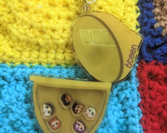 6Teenagers Shaker Keychain