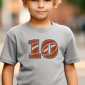 10 Jahre altes Fußball-Geburtstags-Party-T-Shirt, Fußball-Geburtstags-Shirt zehn, Sport-Geburtstags-Shirt, Kinder zehnter Geburtstags-T-Shirt, Fußball-Junge-T-Shirt