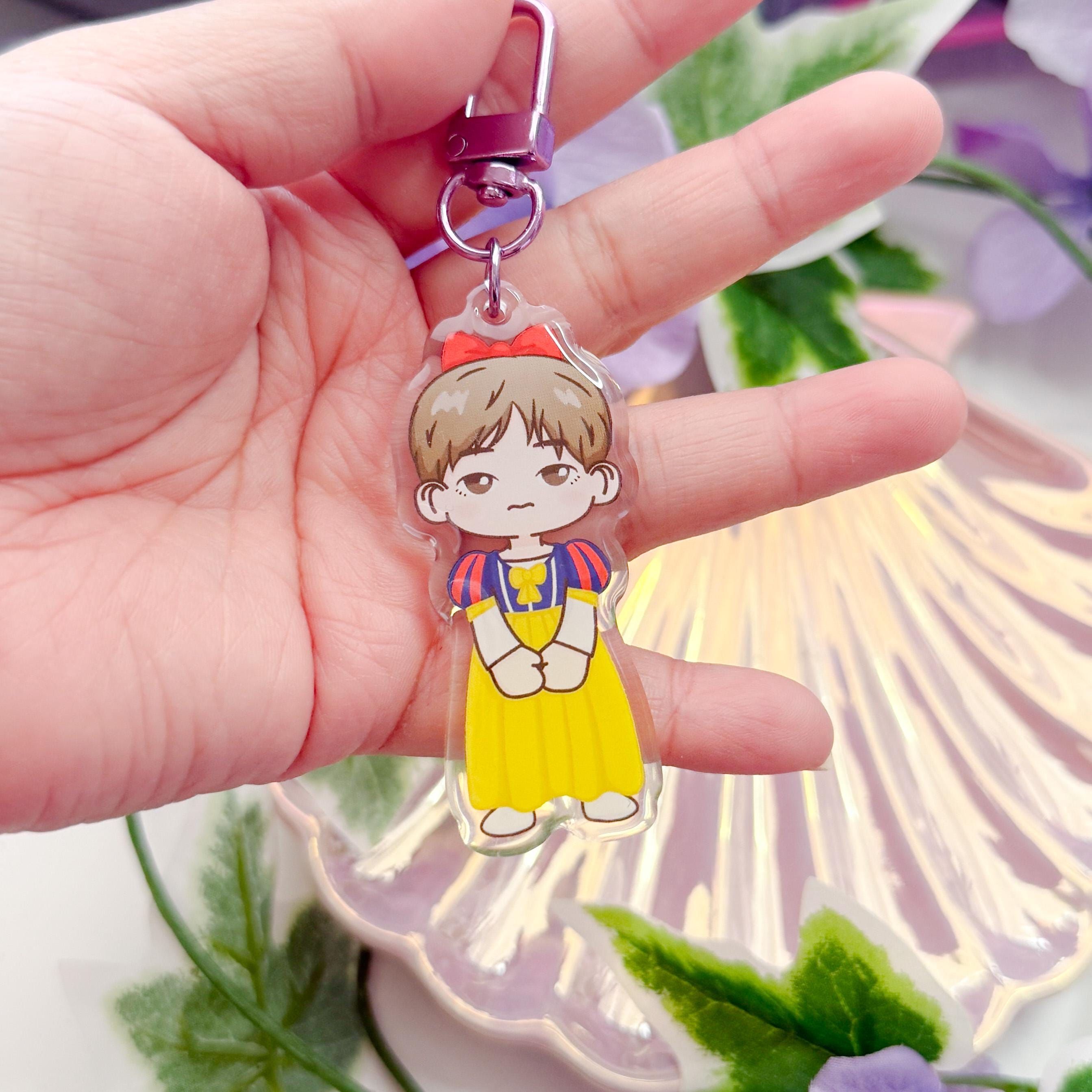 BTS BIGINS テヒョン キーホルダー Taehyung bts テヒョン V テテ キャラクター アクリルキーホルダー - メルカリ