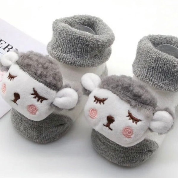 Baby Socks with Rattles - 3D Baby Lamb - Sensory Learning Toys for Babies Boys & Girls. Neutral color, great gift idea!