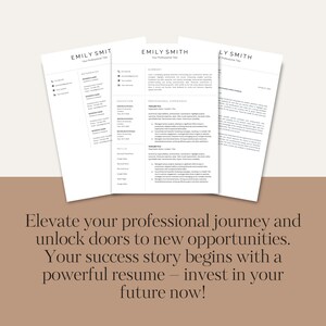 Puede incluir: Tres plantillas de curr&iacute;culum vitae blancas con el nombre "EMILY SMITH" en la parte superior. Los curr&iacute;culums est&aacute;n en &aacute;ngulo, con texto en fuente negra. La parte inferior de la imagen tiene el texto "Elevate your professional journey and unlock doors to new opportunities."