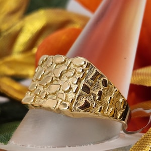 10K Gold Men's Nugget Ring