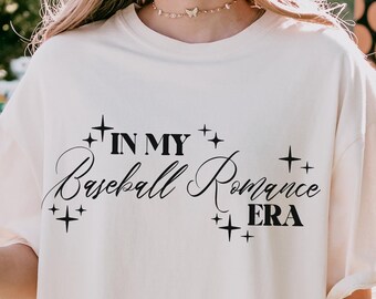 Camiseta "En mi época de romance en el béisbol", camiseta para lectores de romance deportivo, regalo para lectores de romance de Booktok, regalo para lectores ávidos, ideas de regalos para amantes de los libros.
