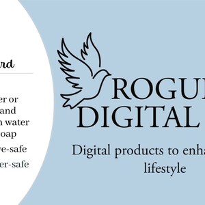 Op de afbeelding: Verzorgingskaart met instructies voor het reinigen van een product. De kaart toont een gestileerde duif en de tekst "ROGUE DIGITAL CO" met de slogan "Digitale producten om uw levensstijl te verbeteren".