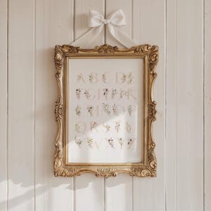 Bloemen alfabetposter, poster wilde bloemen alfabet, afdrukbare bloemen ABC muurkunst, roze meisjes kamerdecoratie, vintage bloemen alfabet muurafdruk